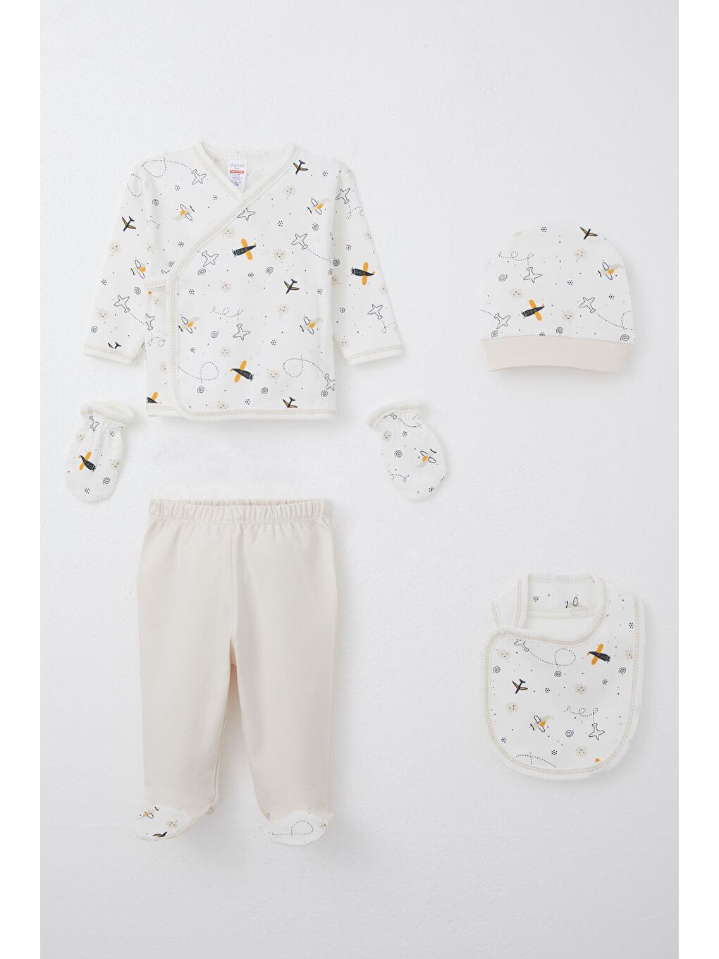 Erkek Bebek Hastane Çıkışı 5 Li Gökyüzü Keşifçisi Ekru (0-3 Ay)