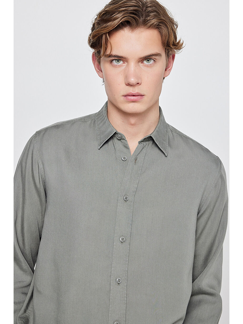 Haki Regular Fit Klasik Yaka Gömlek-3