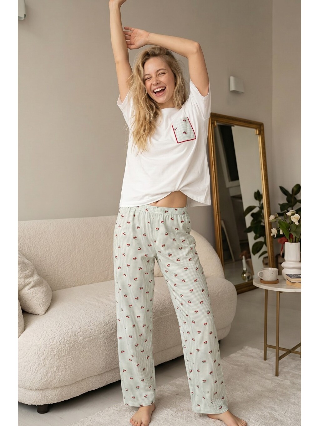 Karışık Yeşi̇l Ekose Kareli Üst Cep Nakışlı İnce Soft Örme Pijama Takımı 8041-1