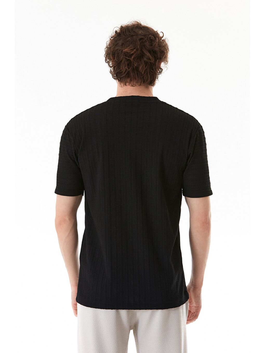 Siyah Waffle Kumaş Bisiklet Yaka Tişört-3