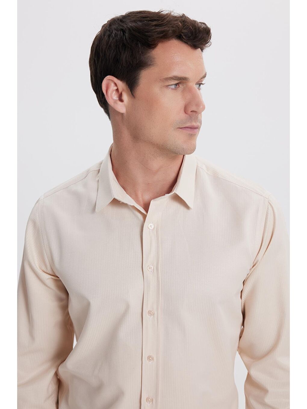 Modern Slim Fit Uzun Kollu Pamuklu Kolay Ütü Armürlü Bej Erkek Gömlek-1