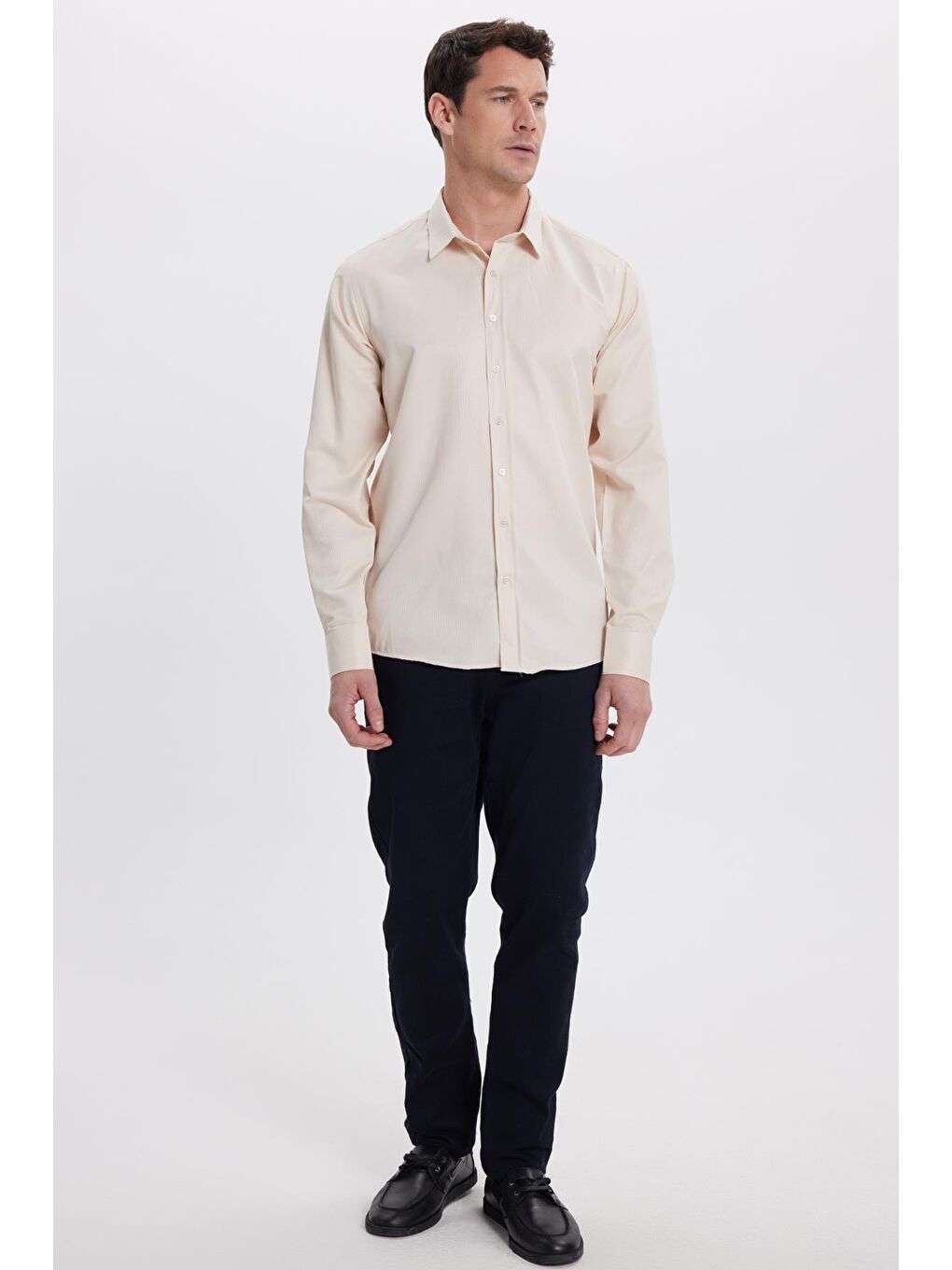 Modern Slim Fit Uzun Kollu Pamuklu Kolay Ütü Armürlü Bej Erkek Gömlek-4