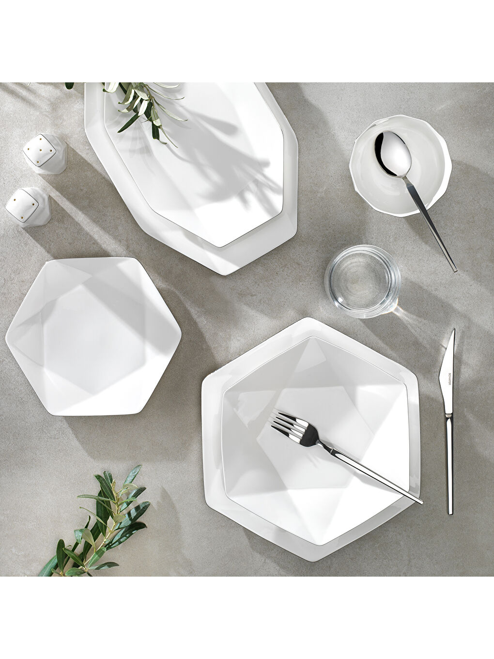 Beyaz Superfine Bone Star Yemek Takımı 56 Parça-Platin