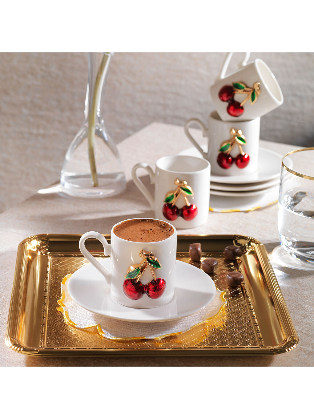 Beyaz Zyra 4 Kişilik Kahve Fincan Takımı 8 Parça-Kirazlı