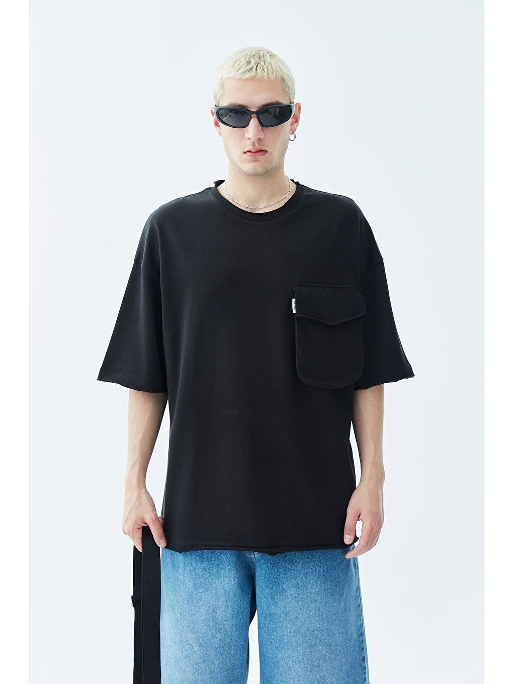 Cep Detaylı Oversize Tişört Siyah