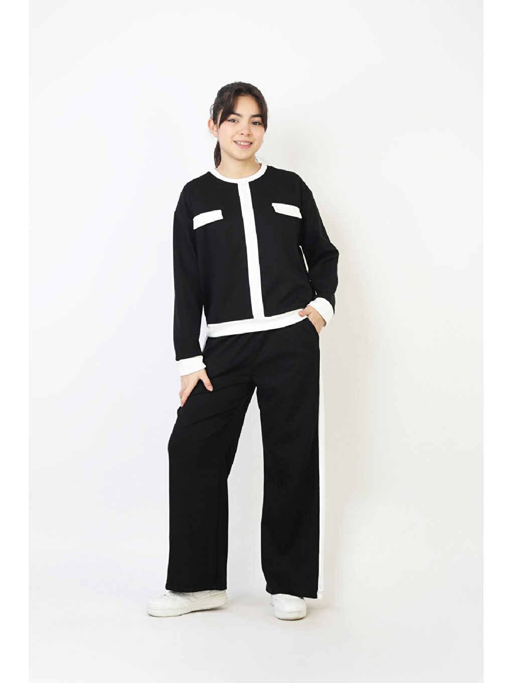 Siyah Kız Çocuk Garni Detaylı ve Geniş Paçalı Alt-Üst Takım 12502