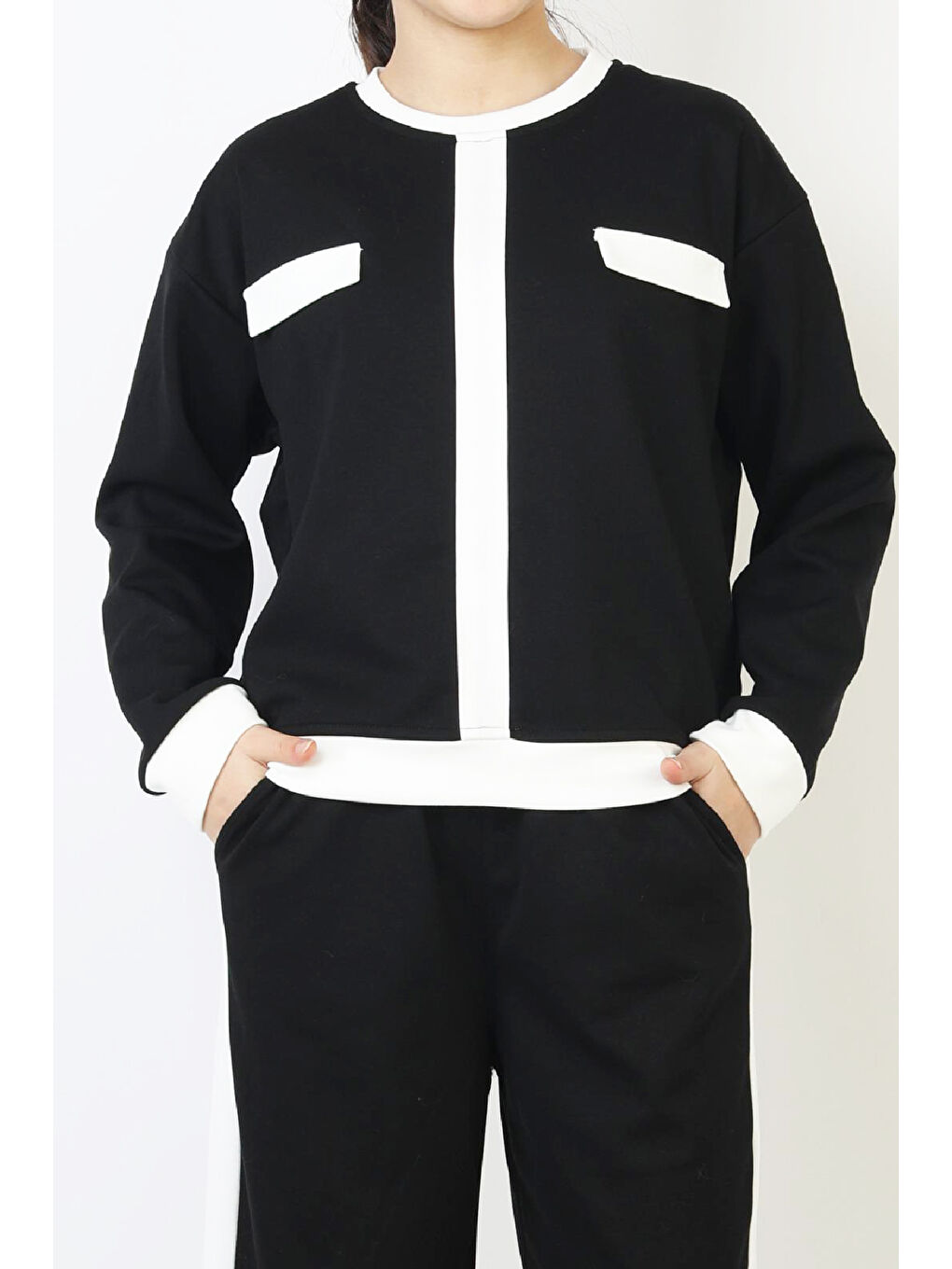 Siyah Kız Çocuk Garni Detaylı ve Geniş Paçalı Alt-Üst Takım 12502-3