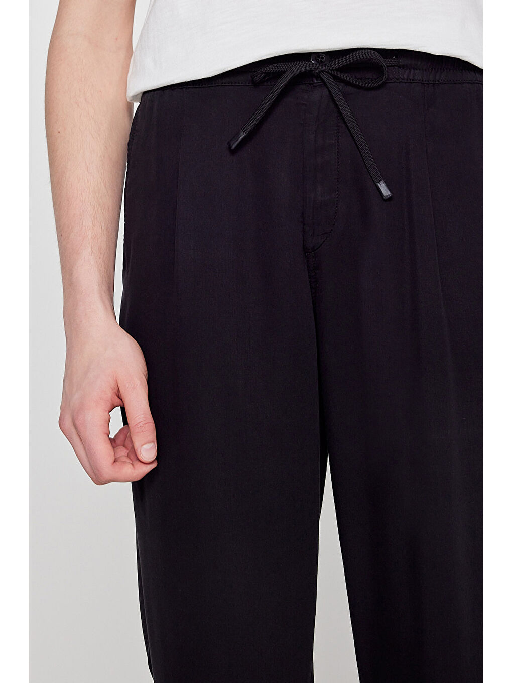Regular Fit Siyah Pantolon-3