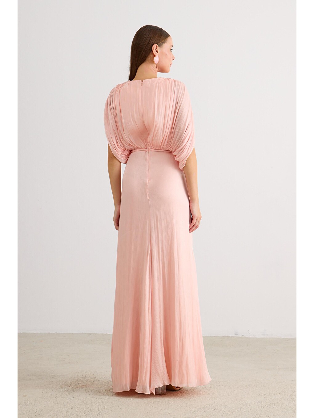 Pembe Pudra Yırtmaçlı Kemerli Organze Abiye Elbise-5