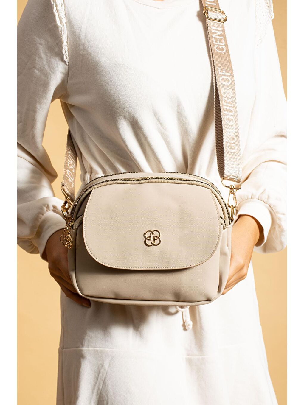 Bej Ayarlanabilir Askılı 3 Bölmeli Fermuarlı Ön Kapaklı Kadın Omuz Çantası BAG5013-23-1