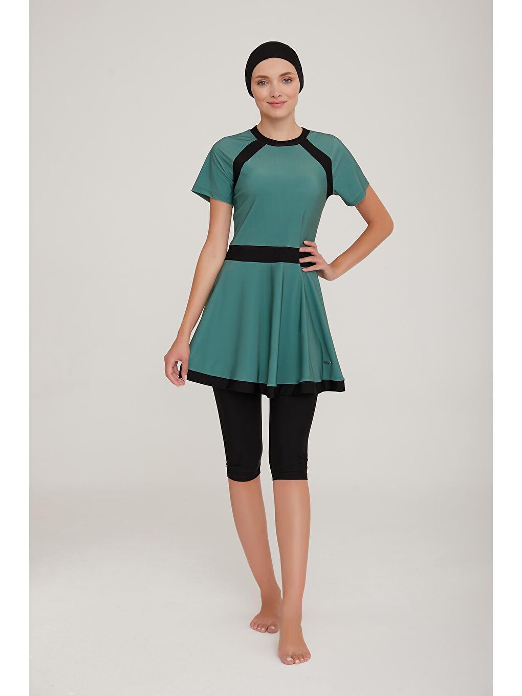 Kısa Kol Taytlı Yarı Kapalı Mayo Sereny 3904 Haki-1