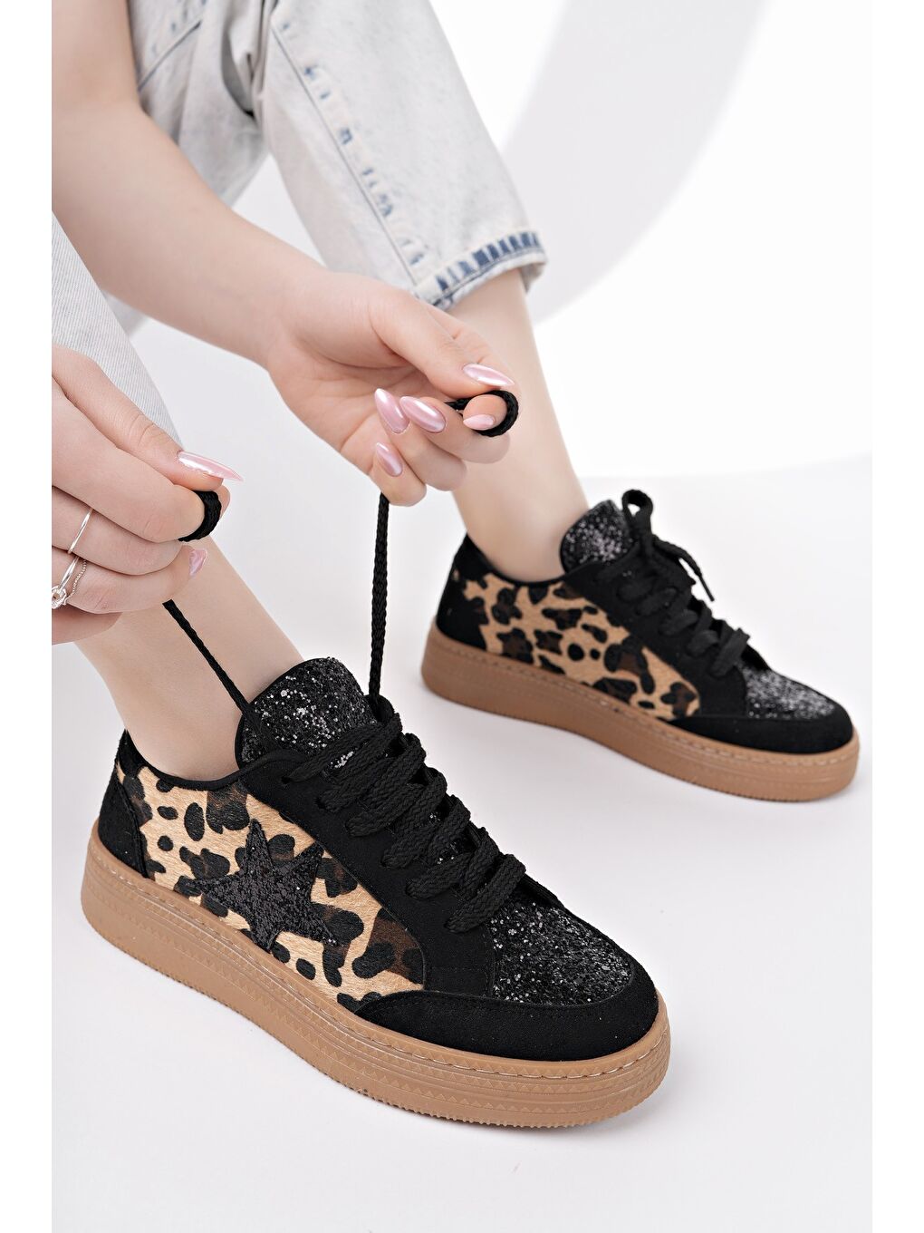 Sarı BONNİE Kadın Kalın Taban Taşlı Leopar Desenli Bağcıklı Günlük Sneaker Spor Ayakkabı