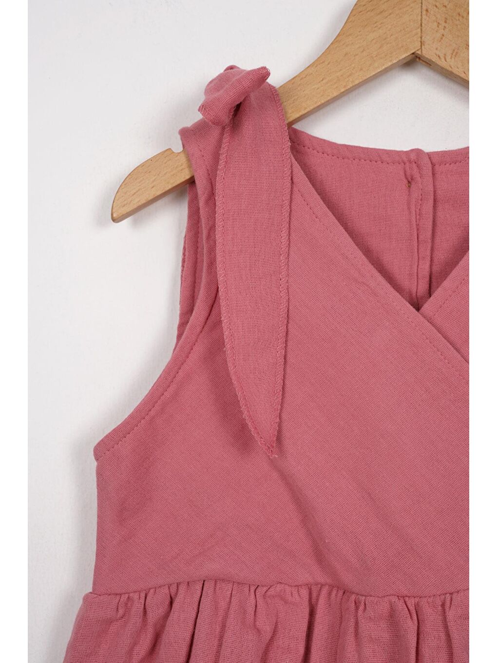 Omzu Fiyonk Detaylı Pembe Renk Kız Çocuk Elbise-1