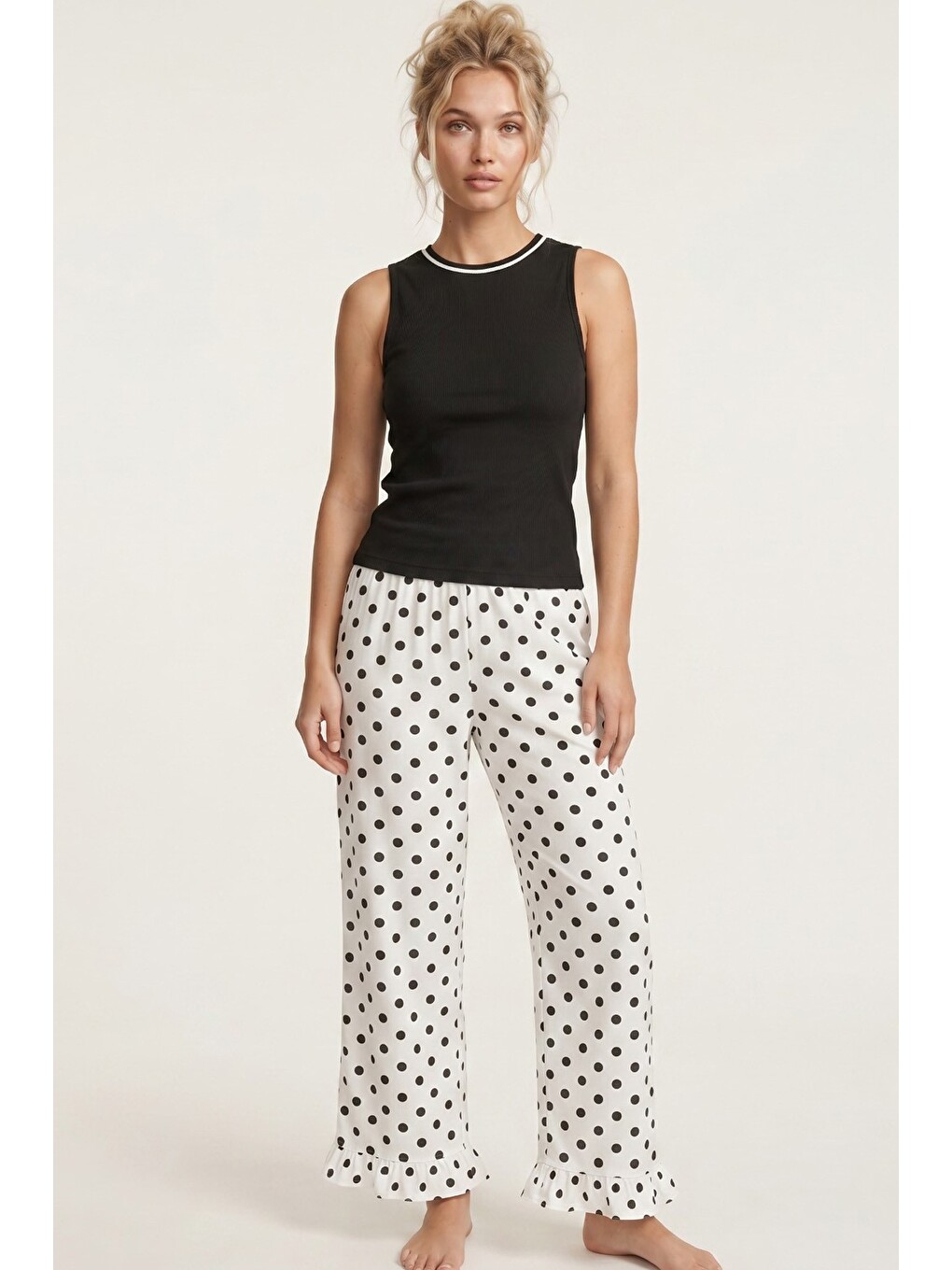 Siyah Üst Pamuklu Fitilli Kaşkorse Atletli İnce Soft Örme Pijama Takımı 8052-1