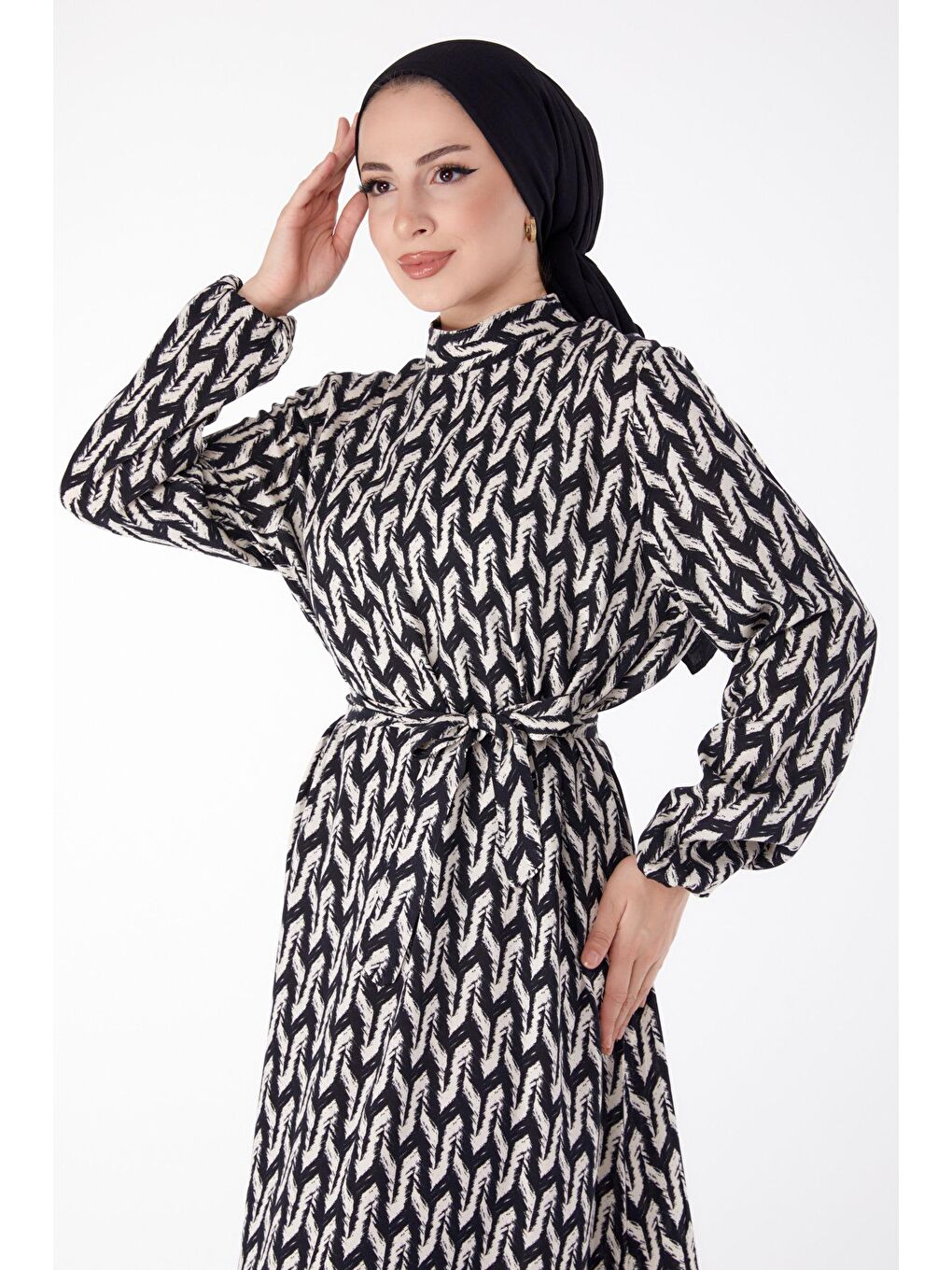Hakim Yaka Kadın Siyah Kuşaklı Desenli Elbise - 25471-2