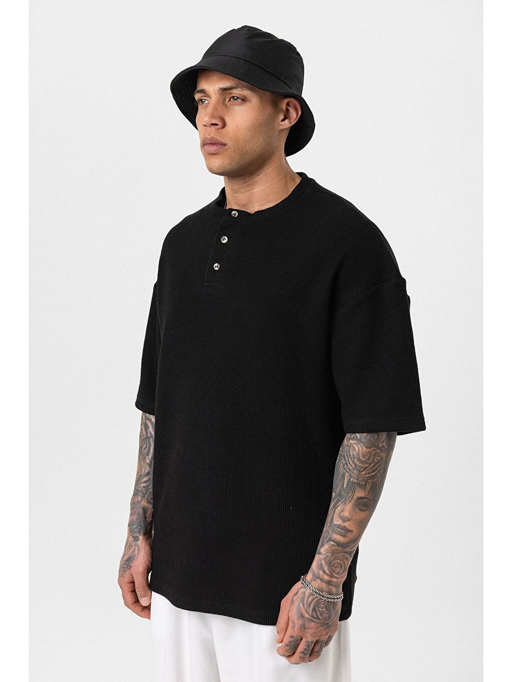 Düğmeli Yaka Oversize Tişört Siyah-3