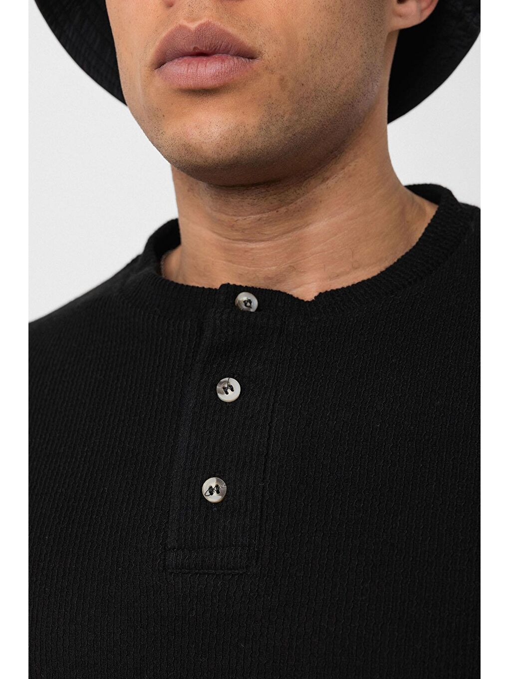 Düğmeli Yaka Oversize Tişört Siyah-5