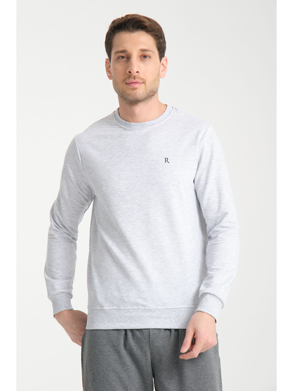 Gri Erkek Uzun Kol Bisiklet Yaka Sweatshirt 3206-1