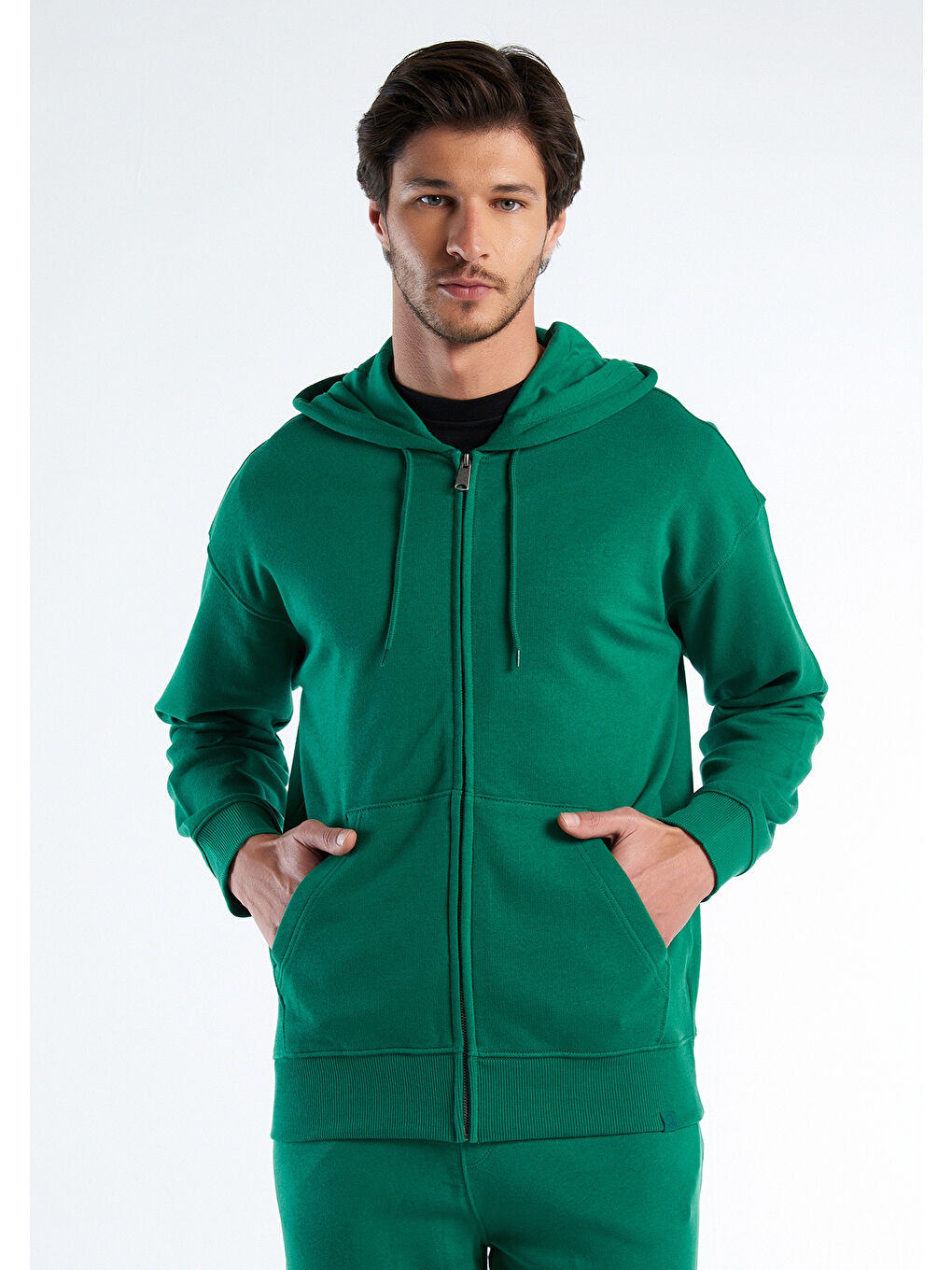 United Colors Of Benetton Erkek Koyu Yeşil Kapüşonlu Fermuarlı Sweatshirt