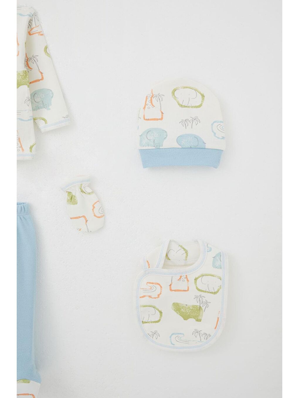 Erkek Bebek Hastane Çıkışı 5 Li Safari Temalı Sevimli Hayvancıklar Desenli Ekru (0-3 Ay)-3