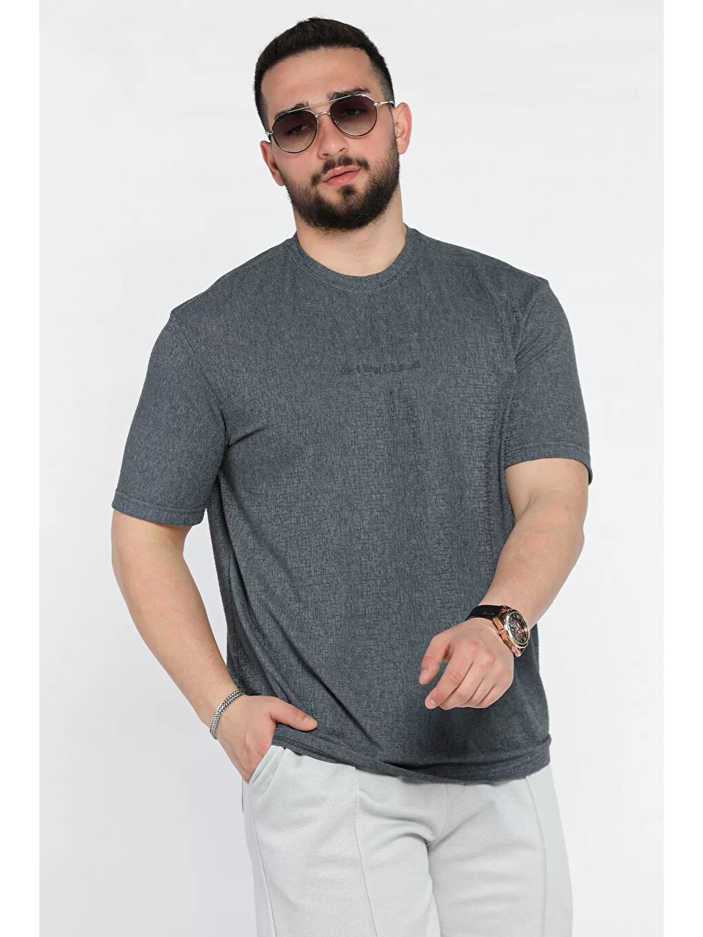 Petrol Bisiklet Yaka Kendinden Desenli Erkek Tişört