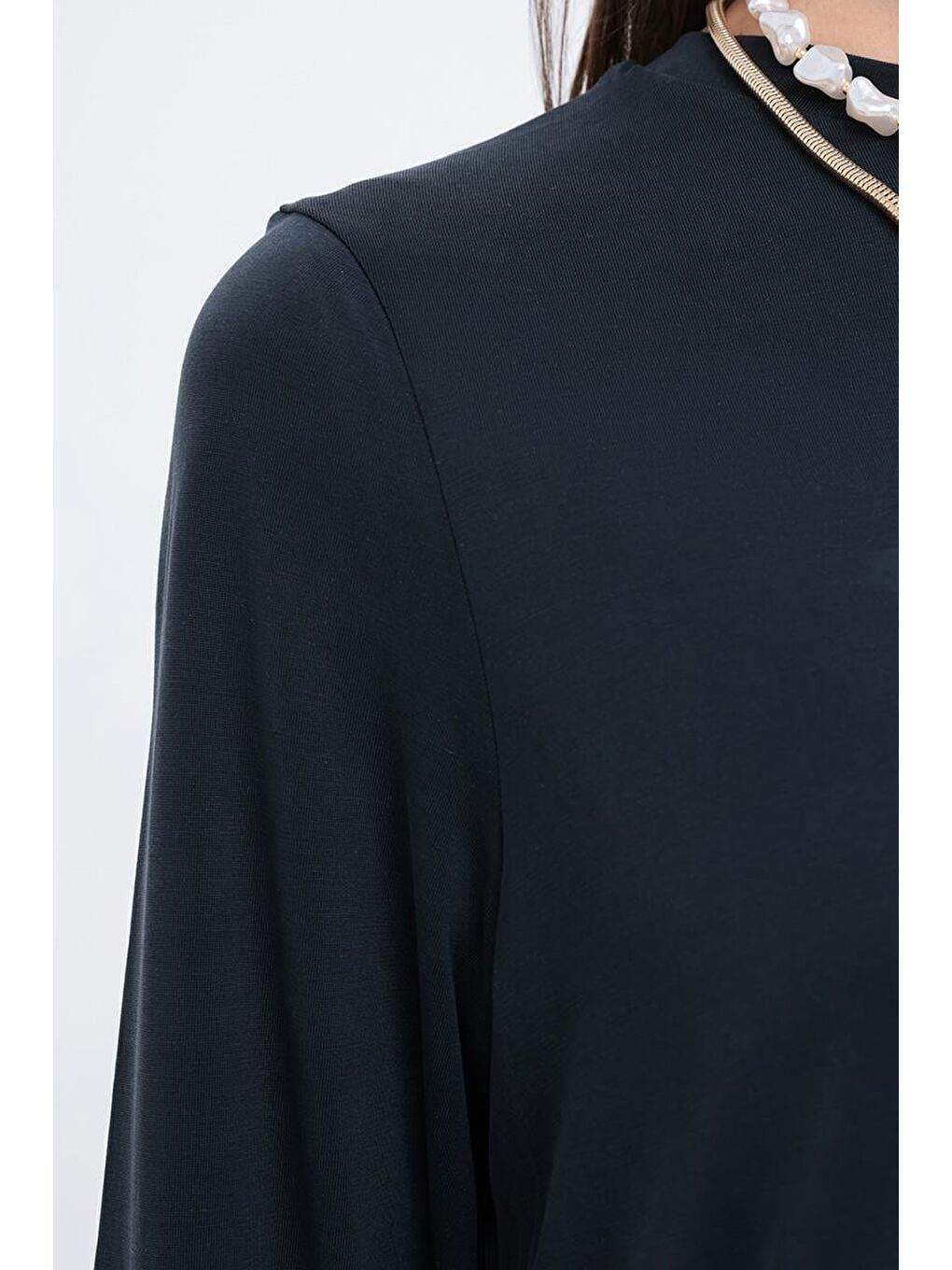 Siyah-Pilise Garnili Pantolonlu Takım-4