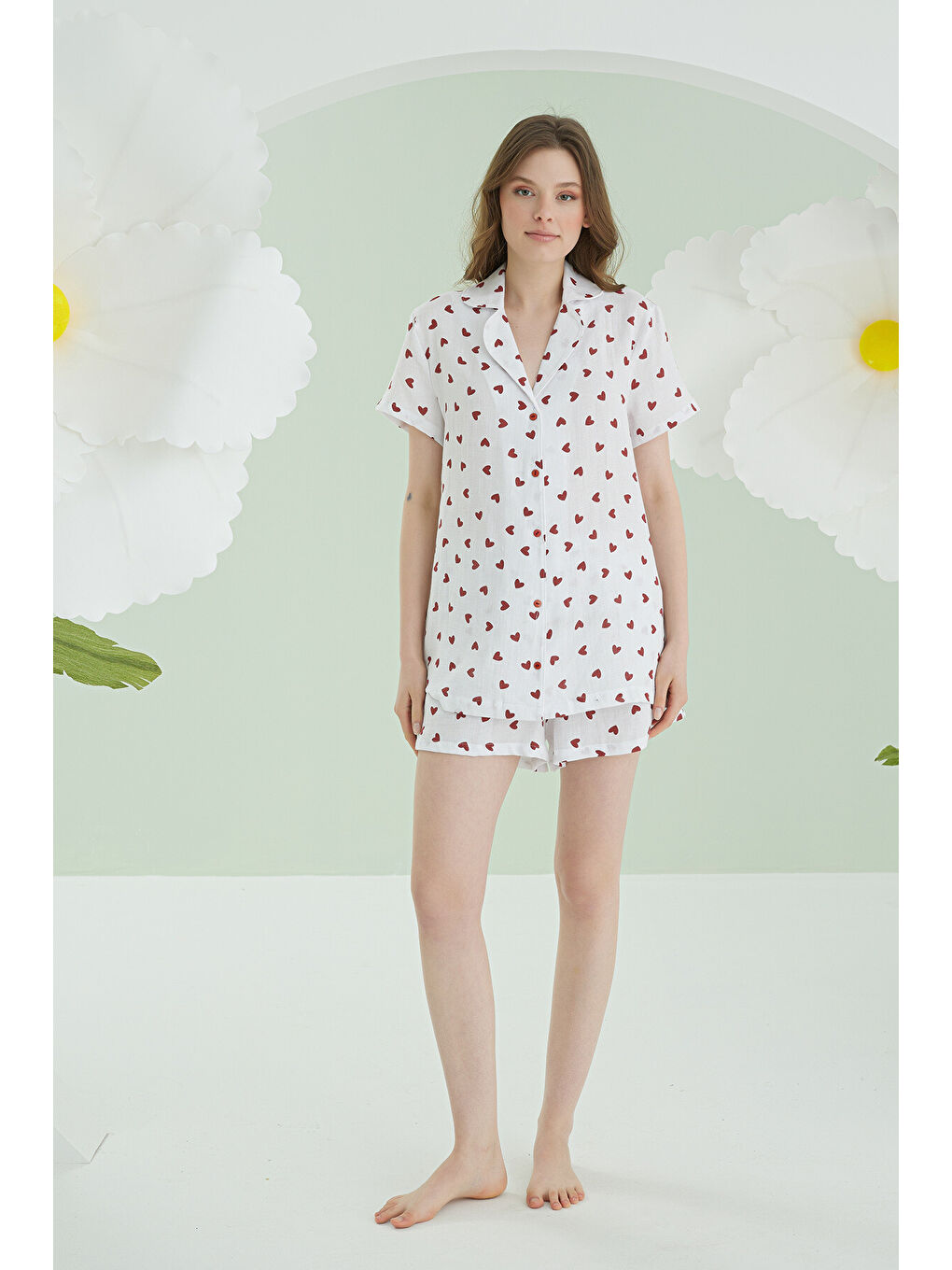 Ekru Kalpli Şortlu Önden Düğmeli Pijama Takımı-1