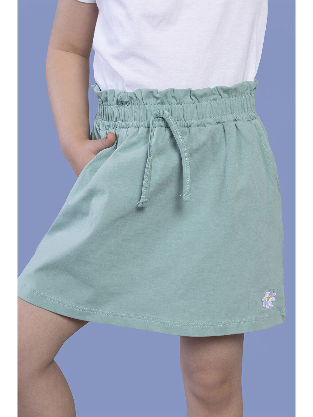 Yeşil Kız Çocuk Cep Detaylı Papatya Nakışlı Etek