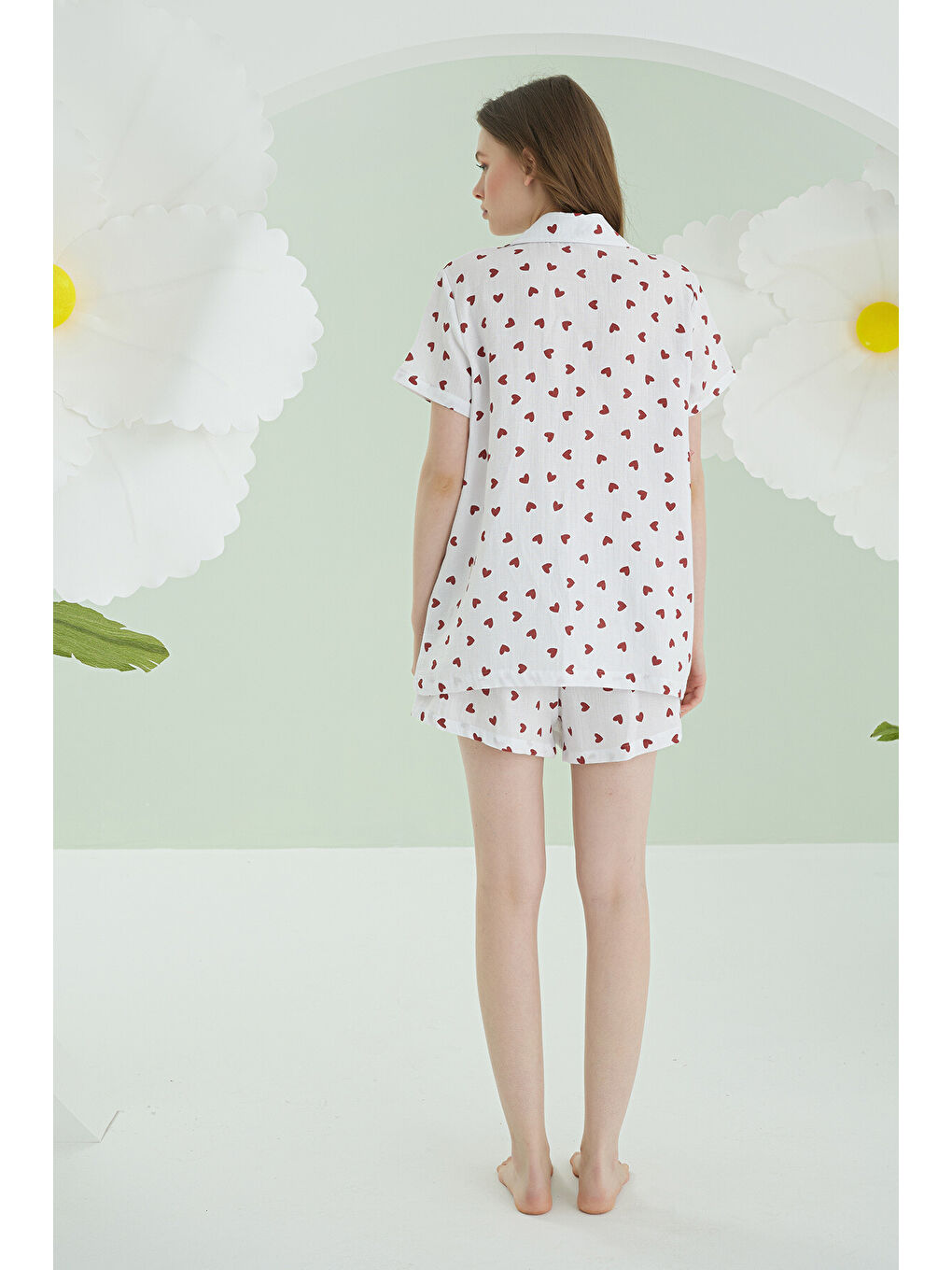 Ekru Kalpli Şortlu Önden Düğmeli Pijama Takımı-2
