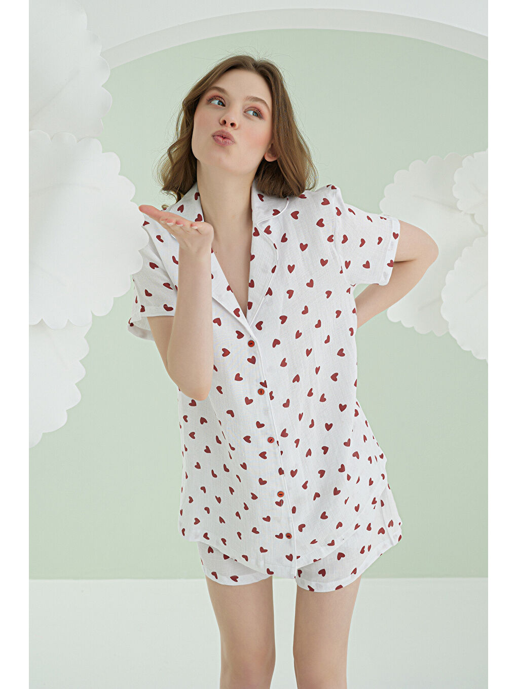 Ekru Kalpli Şortlu Önden Düğmeli Pijama Takımı-3