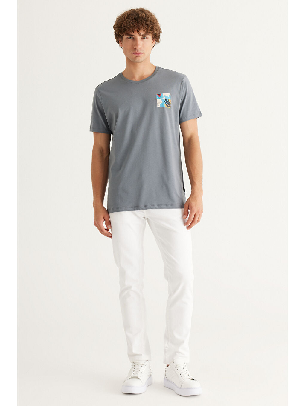 Erkek Taş Yeşili Slim Fit Dar Kesim %100 Pamuk Bisiklet Yaka Baskılı Tişört-3