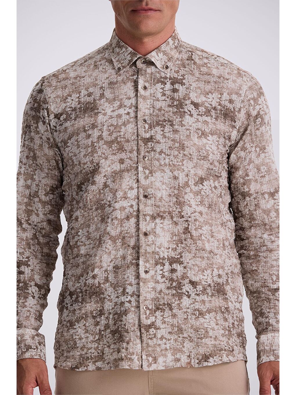 Kahverengi Kahve Desenli Düğmeli Yaka Comfort Fit Gömlek-2