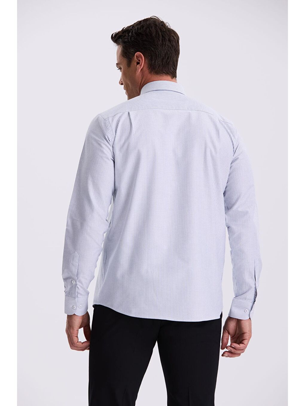 Lacivert %100 Pamuk Düğmeli Yaka Comfort Fit Gömlek-3