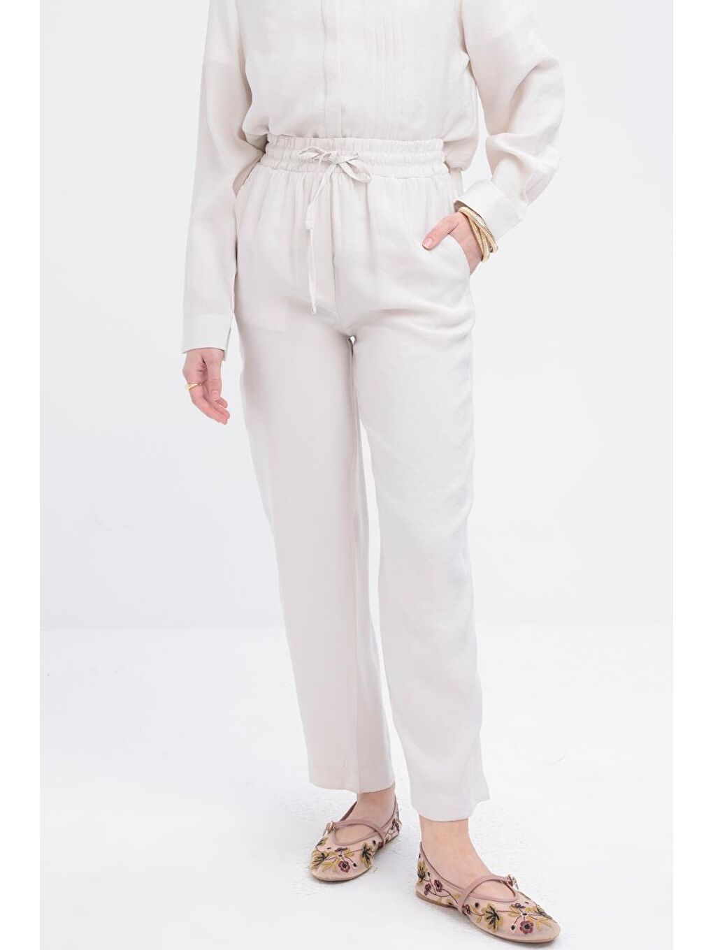 Bej Taş-Nervürlü Yırtmaçlı Modal Pantolonlu Takım-3