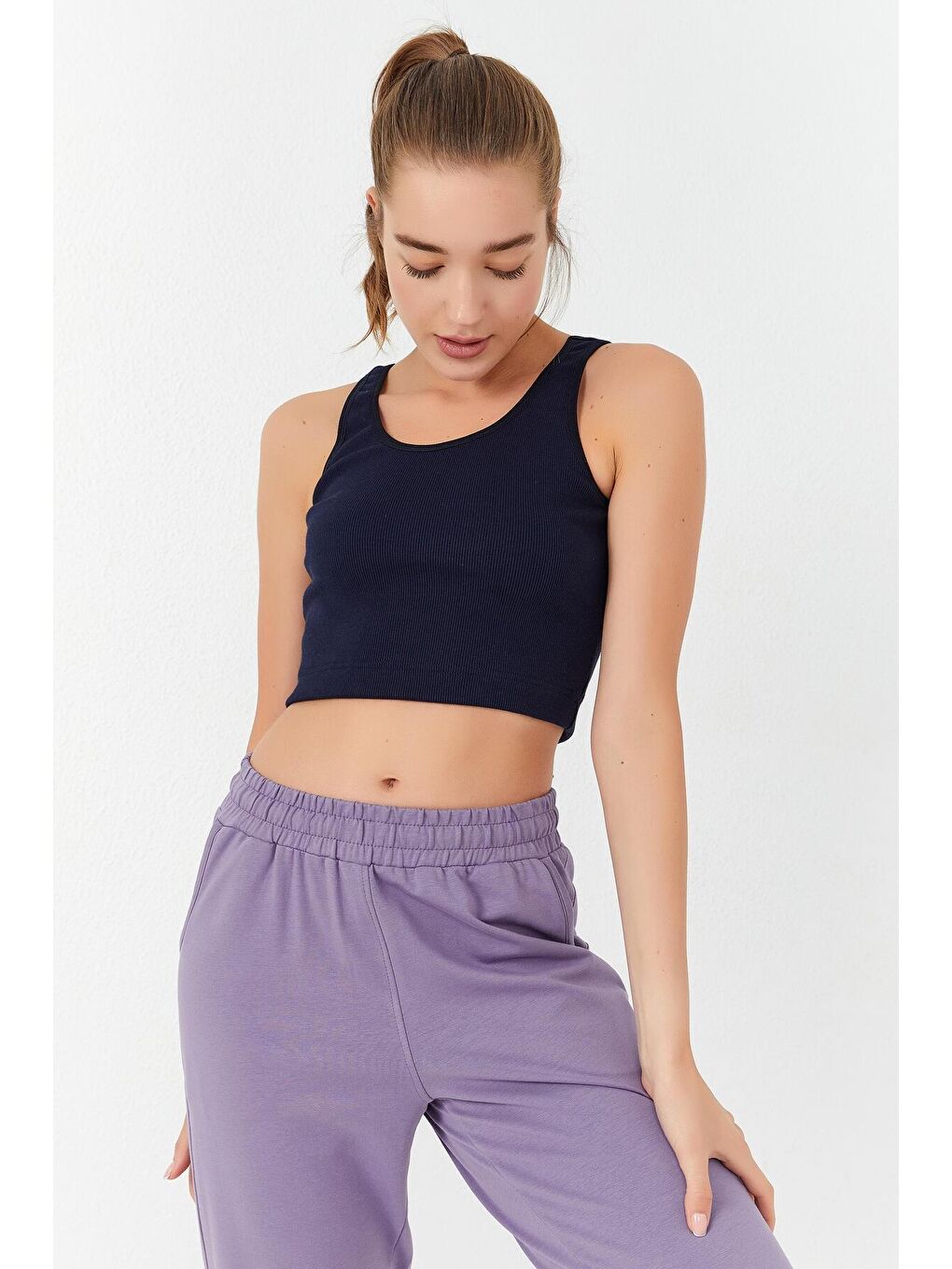 TOMMYLIFE İndigo Basic Sıfır Kol Dar Kalıp U Yaka Kadın Crop Top Atlet - 97160 - 4