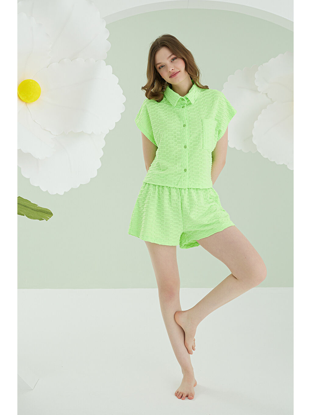 Yeşil Şortlu Önden Düğmeli Pijama Takım-1