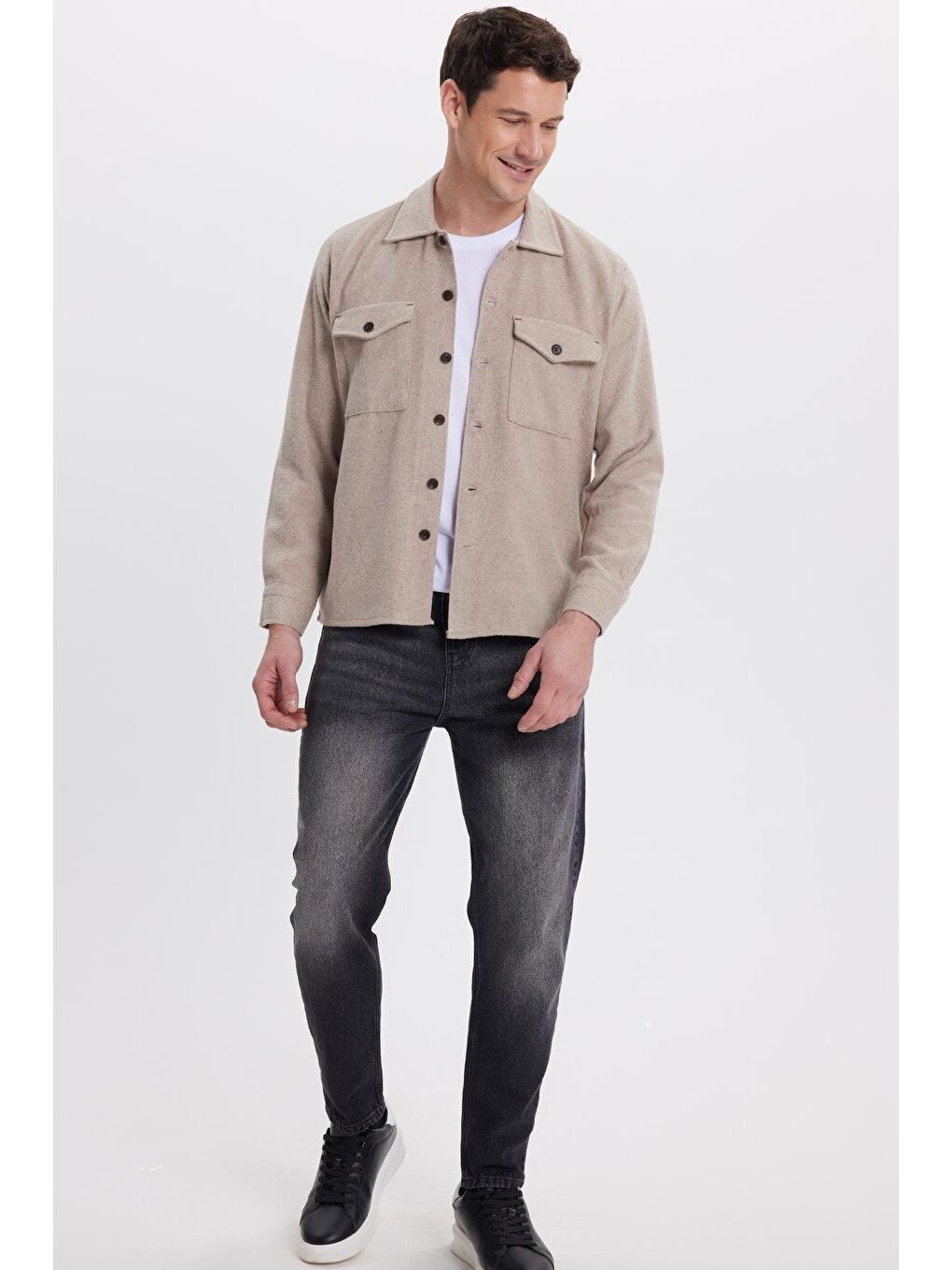 Bej Erkek Regular Fit Rahat Kesim Çift Cep  Kapaklı Çıtçıtlı Vizon Gömlek-3
