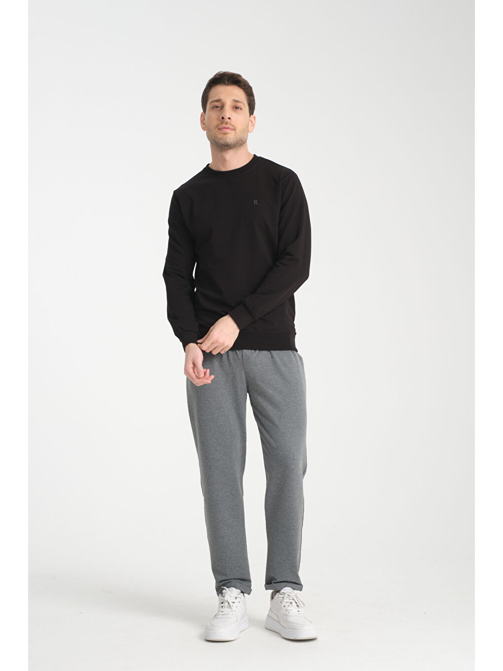 Siyah Erkek Uzun Kol Bisiklet Yaka Sweatshirt 3206