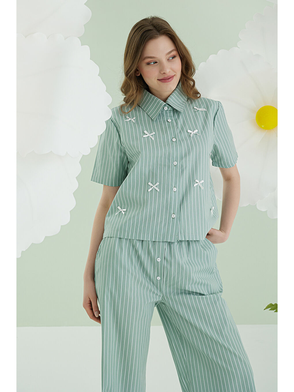 Yeşil Kurdele Önden Düğmeli Pijama Takım-1