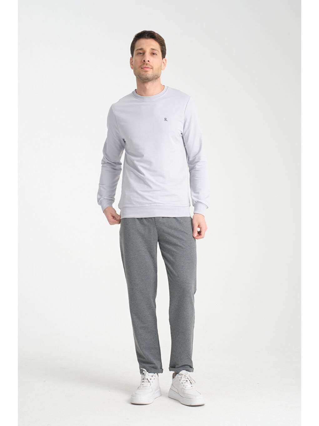 Gri Erkek Uzun Kol Bisiklet Yaka Sweatshirt 3206