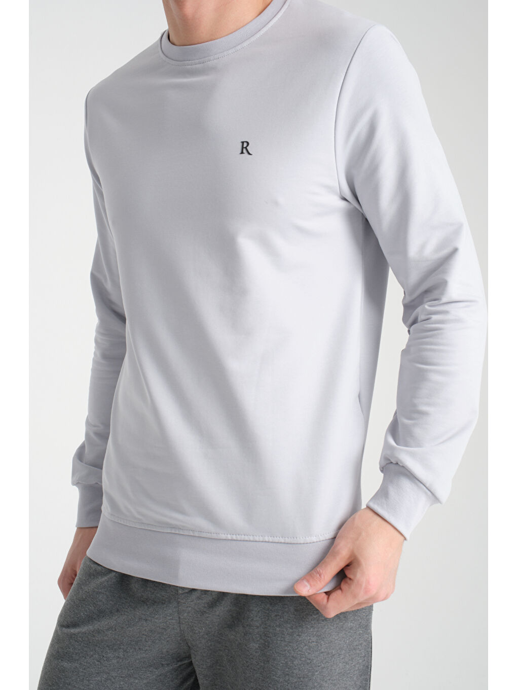 Gri Erkek Uzun Kol Bisiklet Yaka Sweatshirt 3206-3