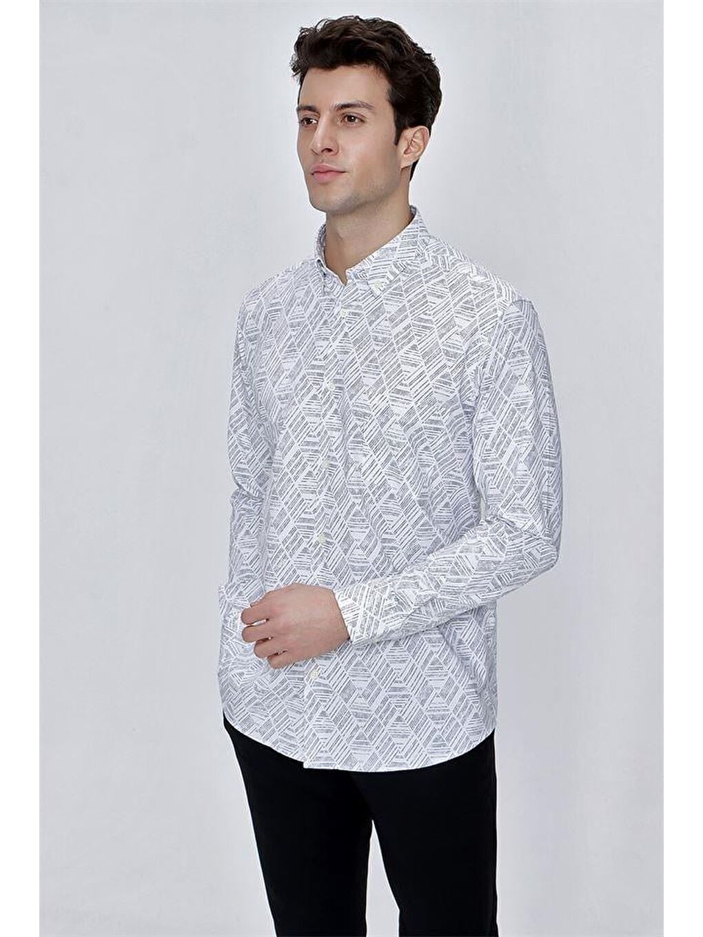 Gri Uzun Kol Baskılı Düğmeli Yaka Cepli Comfort Fit Rahat Kesim Klasik Gömlek 1004225201-3