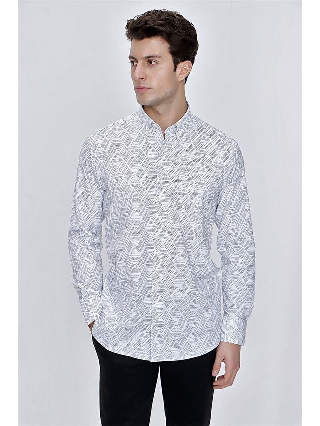 Gri Uzun Kol Baskılı Düğmeli Yaka Cepli Comfort Fit Rahat Kesim Klasik Gömlek 1004225201-4