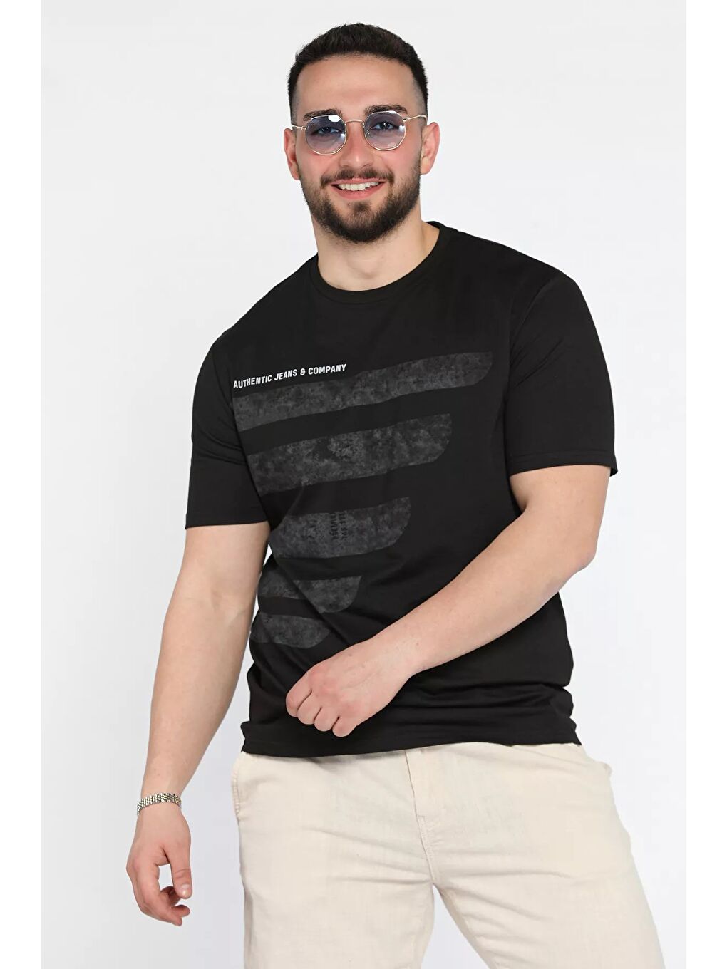 Siyah Baskılı Erkek Tişört