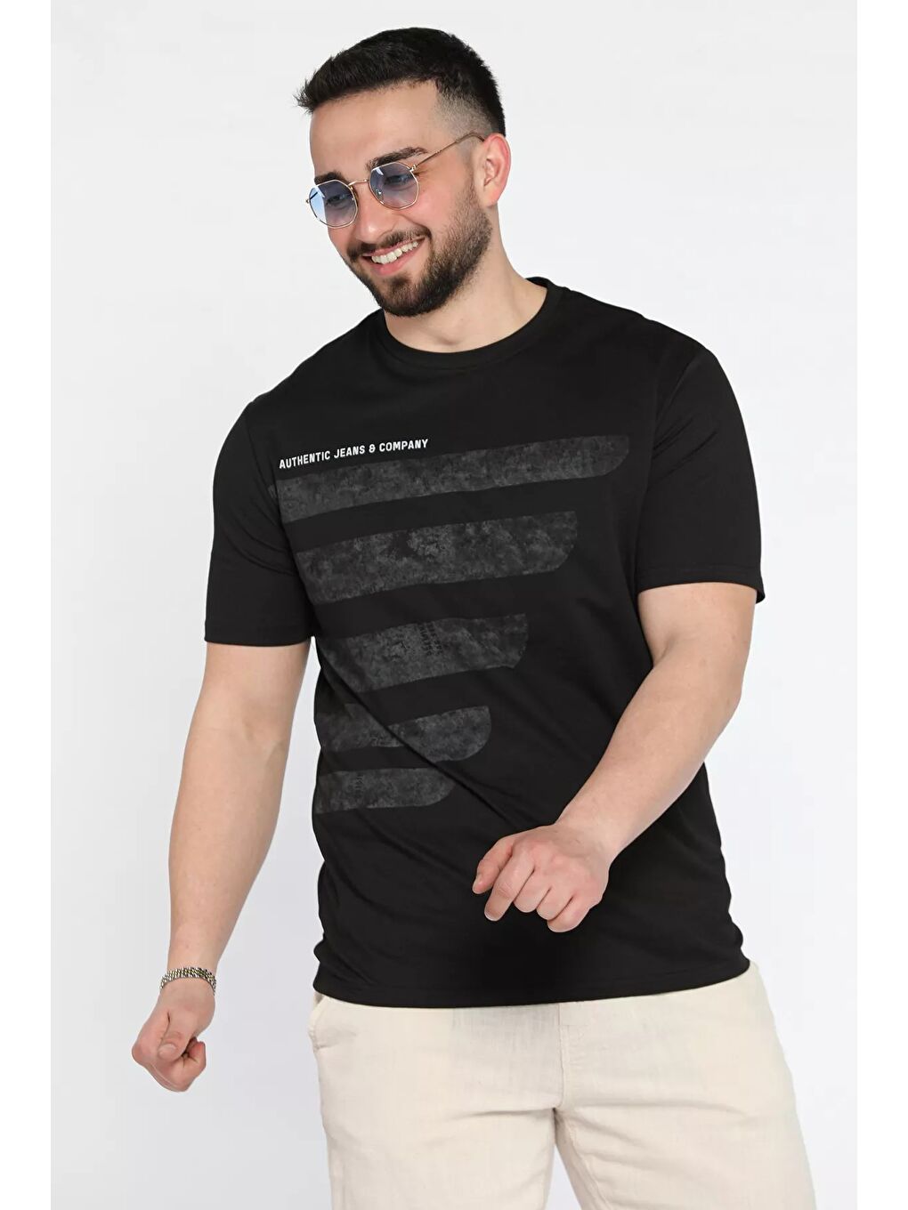 Siyah Baskılı Erkek Tişört-1