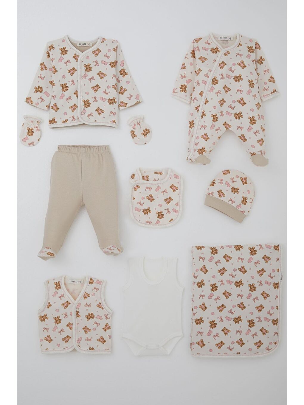 Kız Bebek Hastane Çıkışı 8 Li Sevimli Balonlu Ayıcık Desenli Ekru (0-3 Ay)