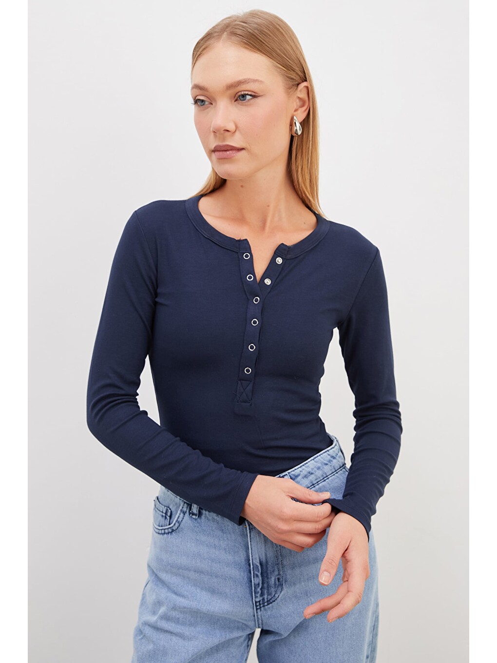 Lacivert Yarım Çıtçıtlı Slim Fit Bluz-4