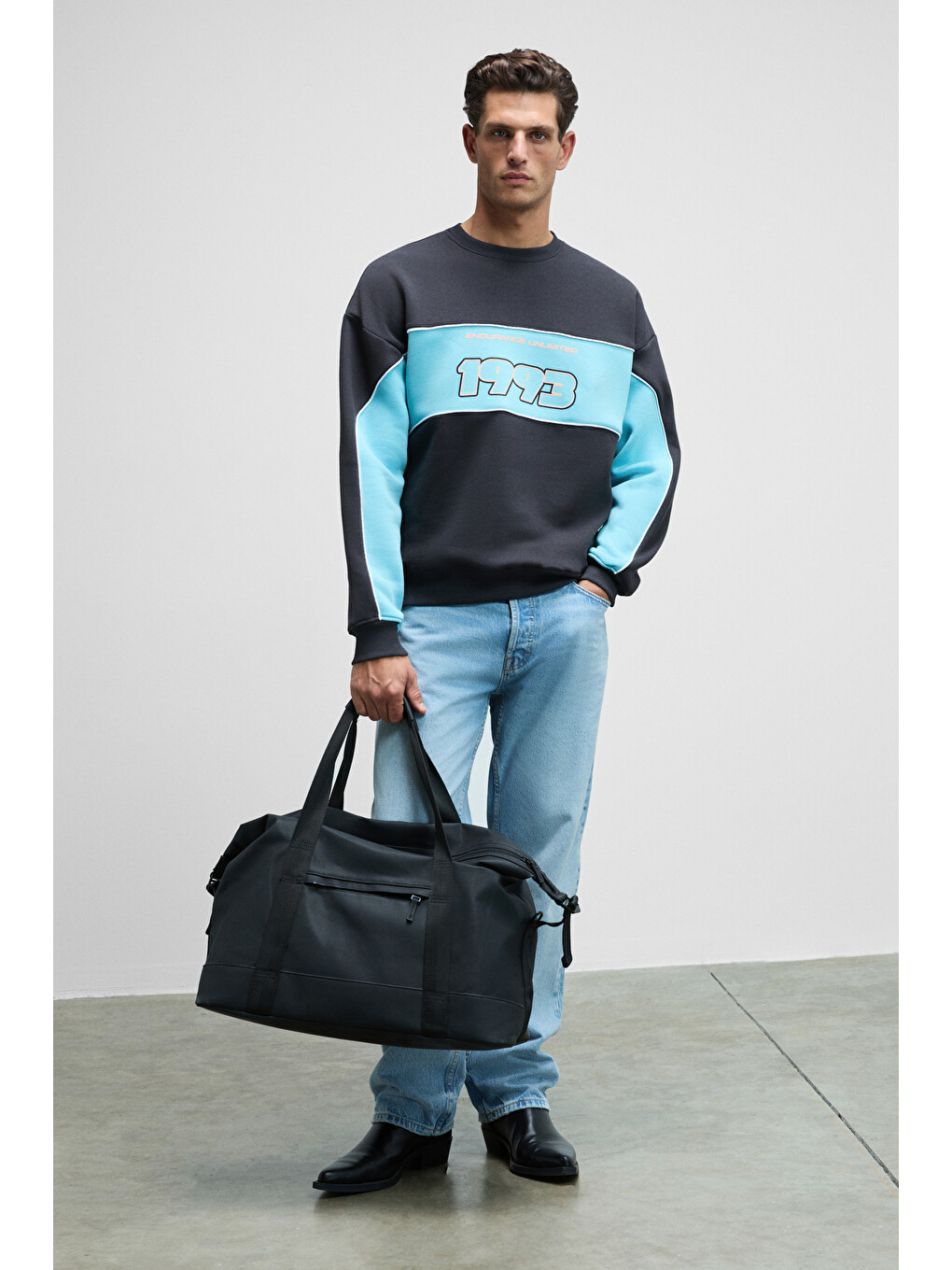 Monty Erkek Yuvarlak Yaka Baskılı Omuzları Yeşil Renkte Relaxed Fit Antrasit Sweatshirt-4
