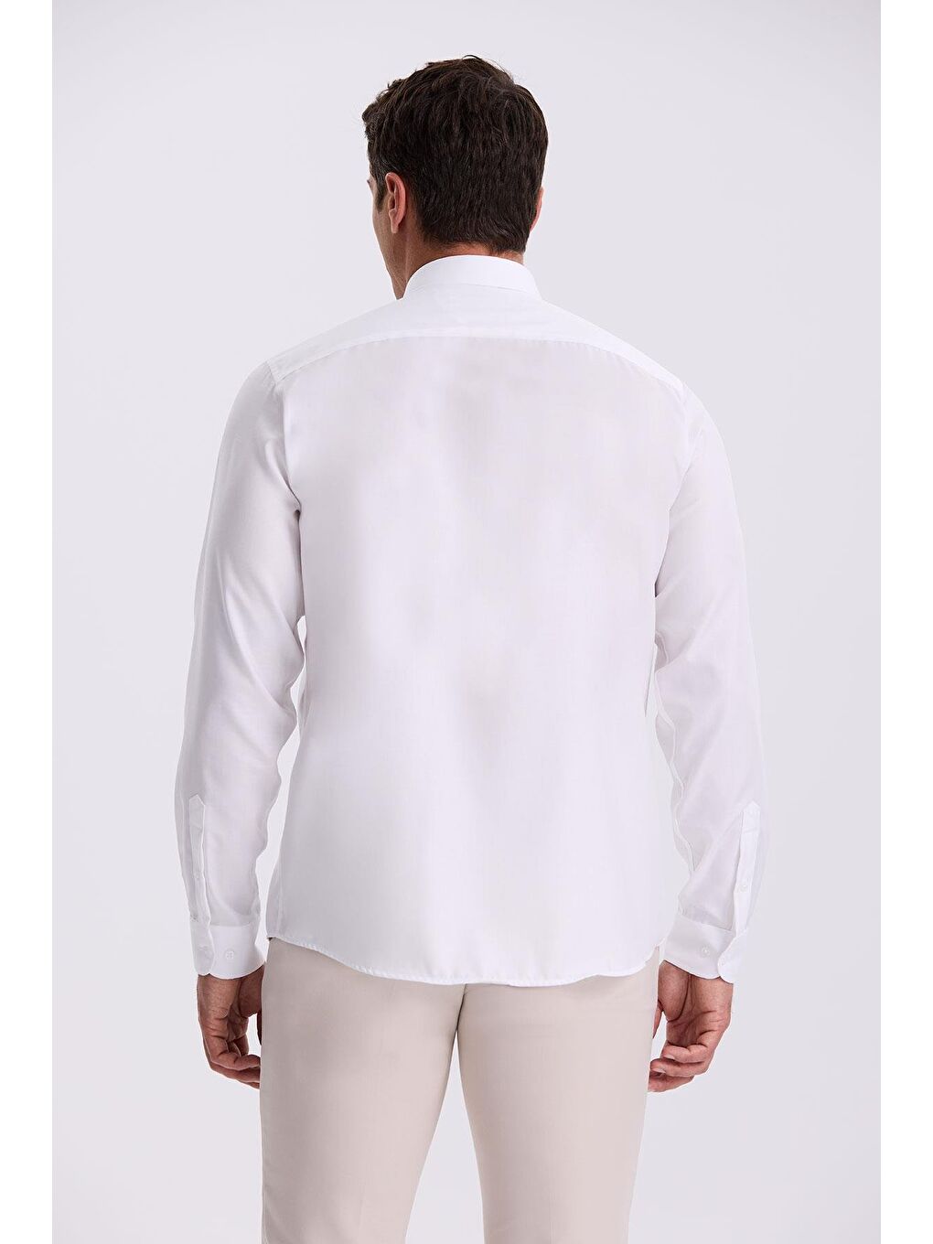 Beyaz Comfort Fit Ütü Gerektirmeyen %100 Pamuk Non İron Gömlek-3