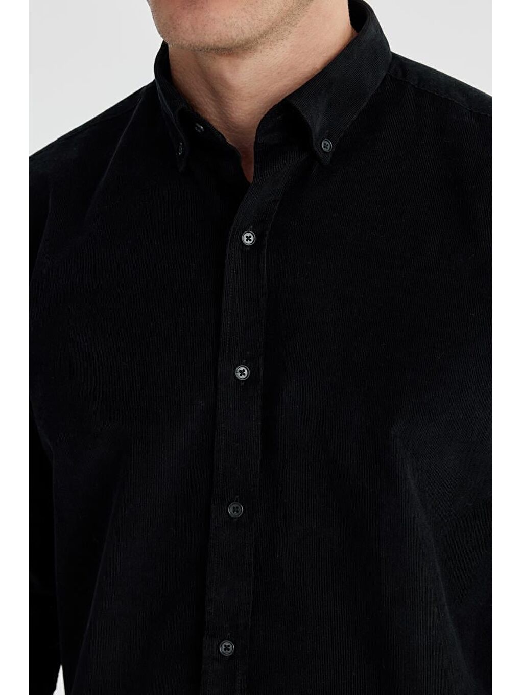 Siyah Comfort Fit Düğmeli Yaka %100 Pamuklu Kadife Gömlek-2